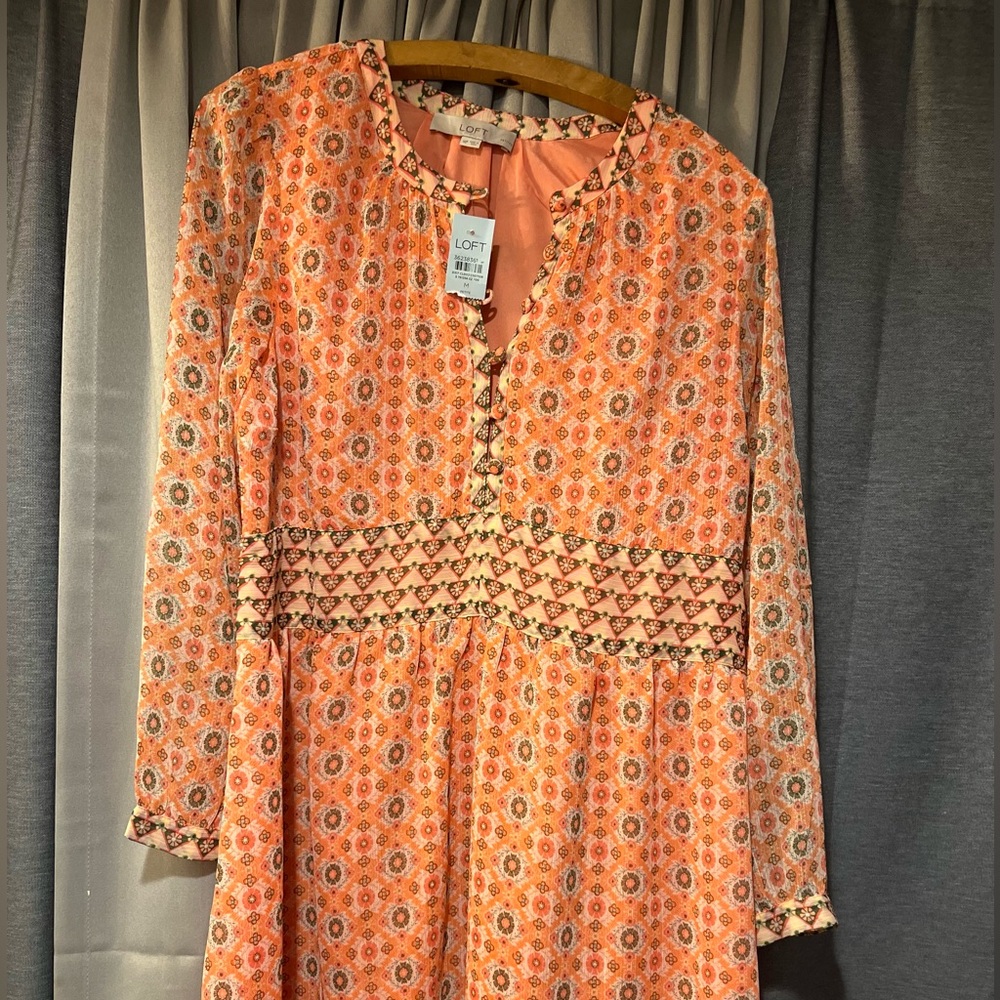 LOFT- NWT- long sleeved light weight dress- never worn